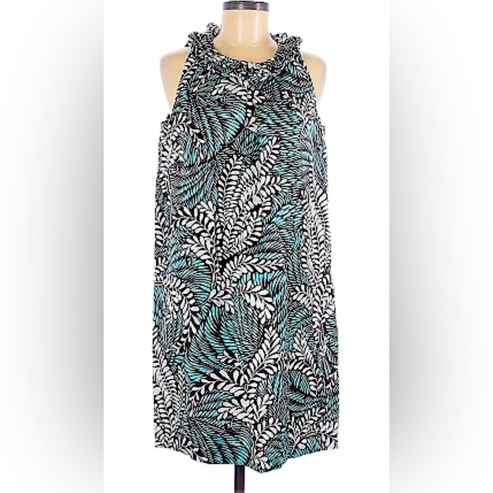 Tyler BOE Casual High Neck Shift Dress